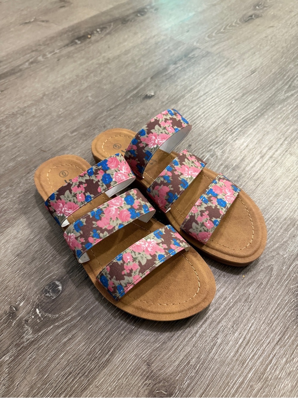 NWOT Floral Triple-Strap Slide Sandals - Pink/Brown